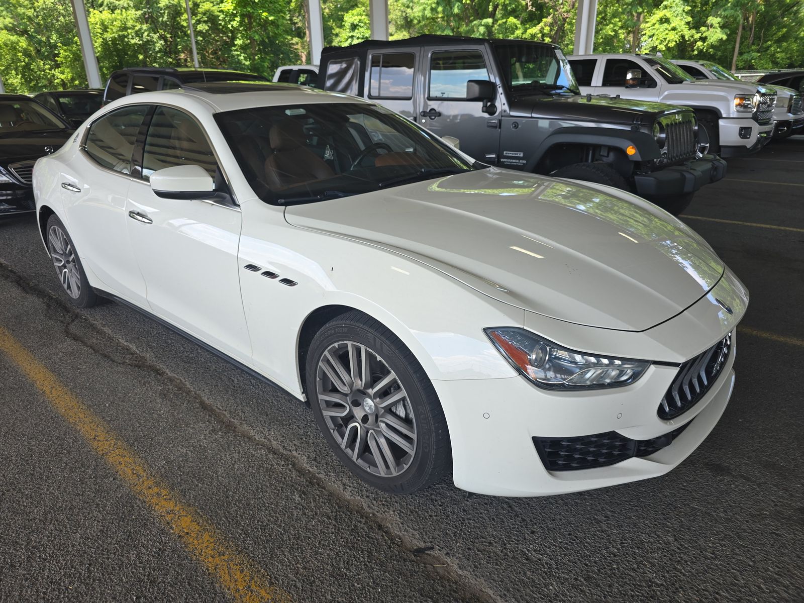 2018 Maserati Ghibli Base RWD