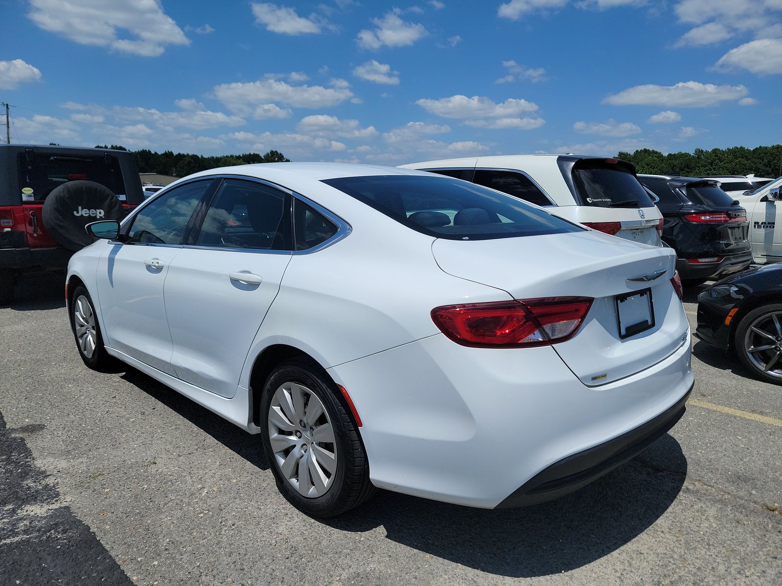 2017 Chrysler 200 LX FWD