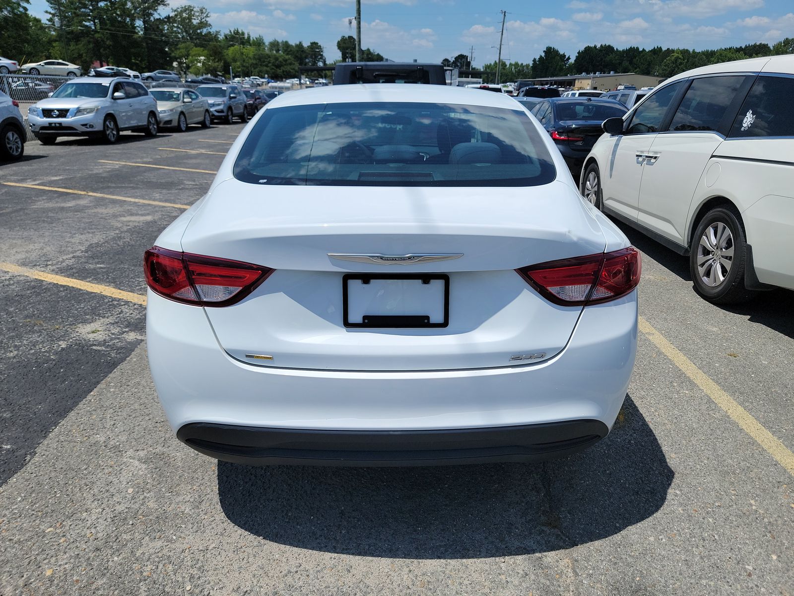 2017 Chrysler 200 LX FWD
