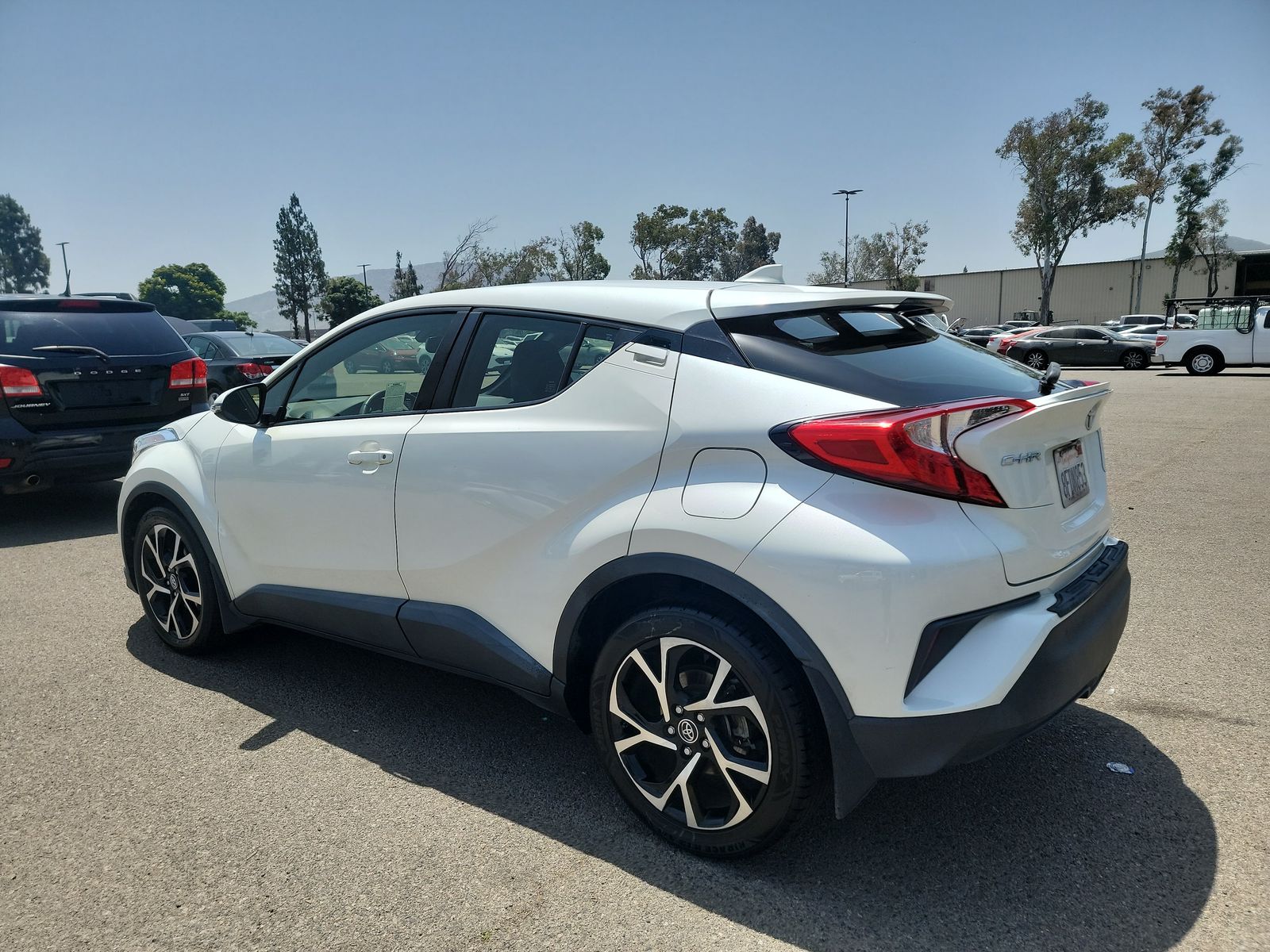 2018 Toyota C-HR XLE FWD