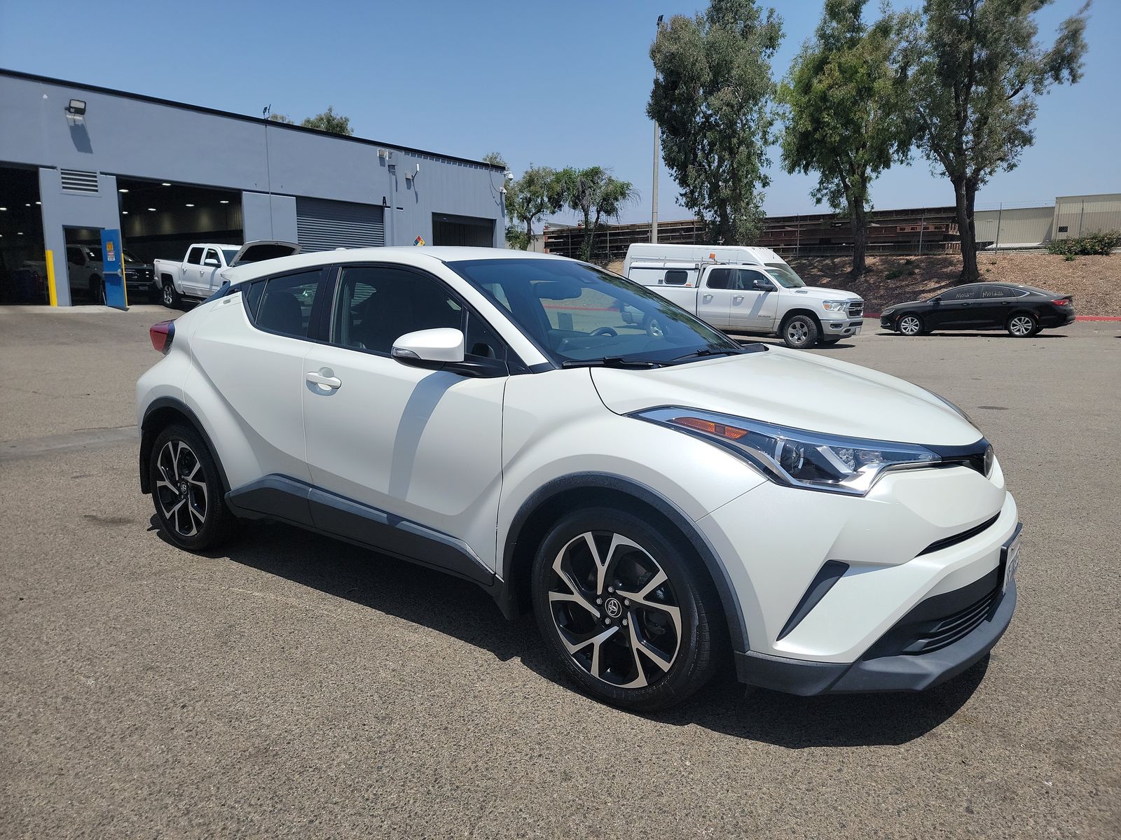 2018 Toyota C-HR XLE FWD