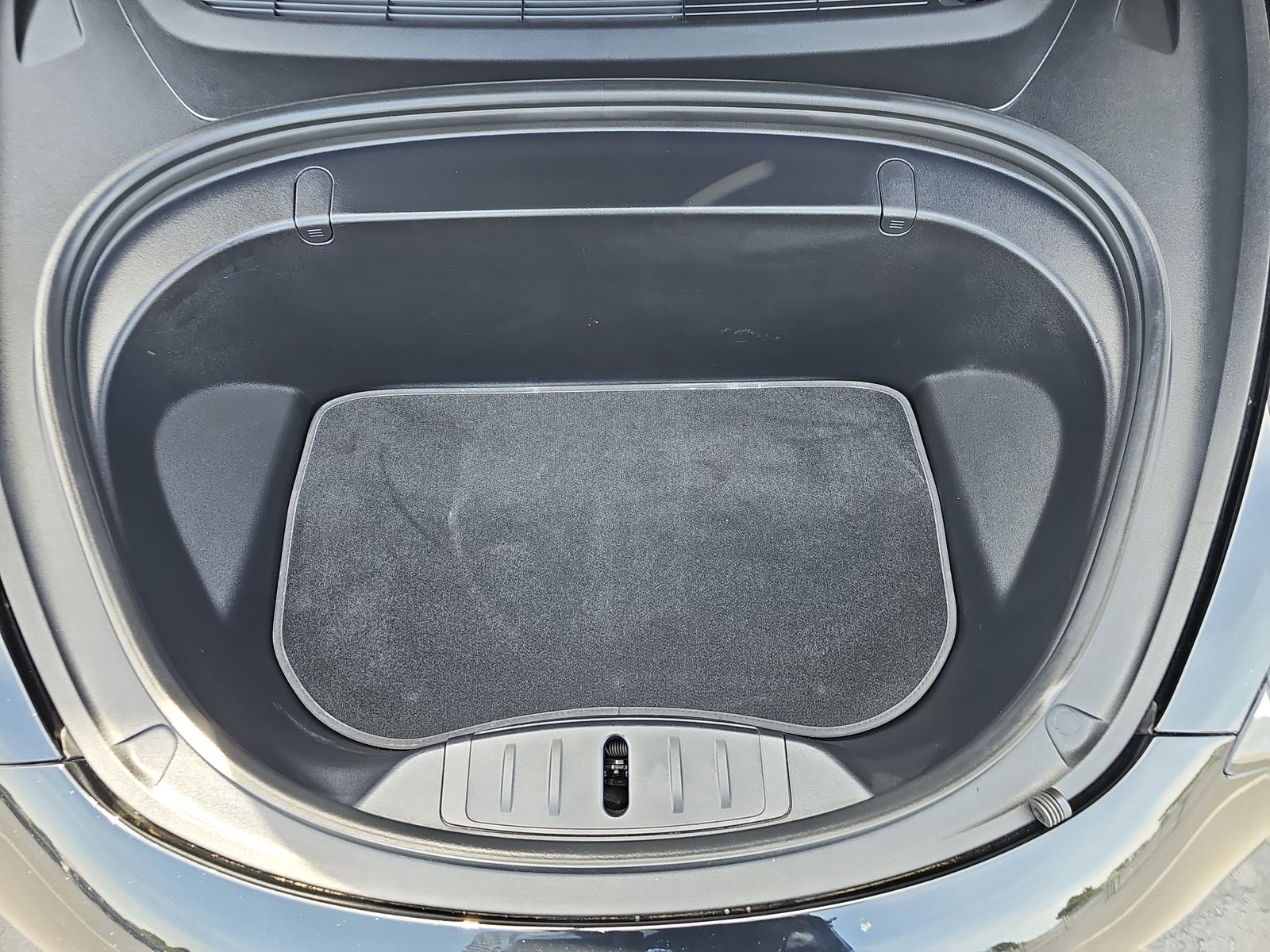 2018 Tesla Model 3 Long Range RWD