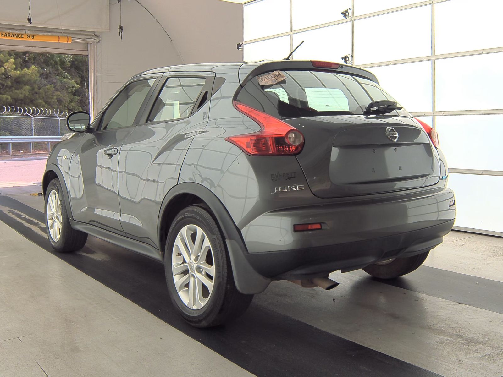 2013 Nissan JUKE S FWD