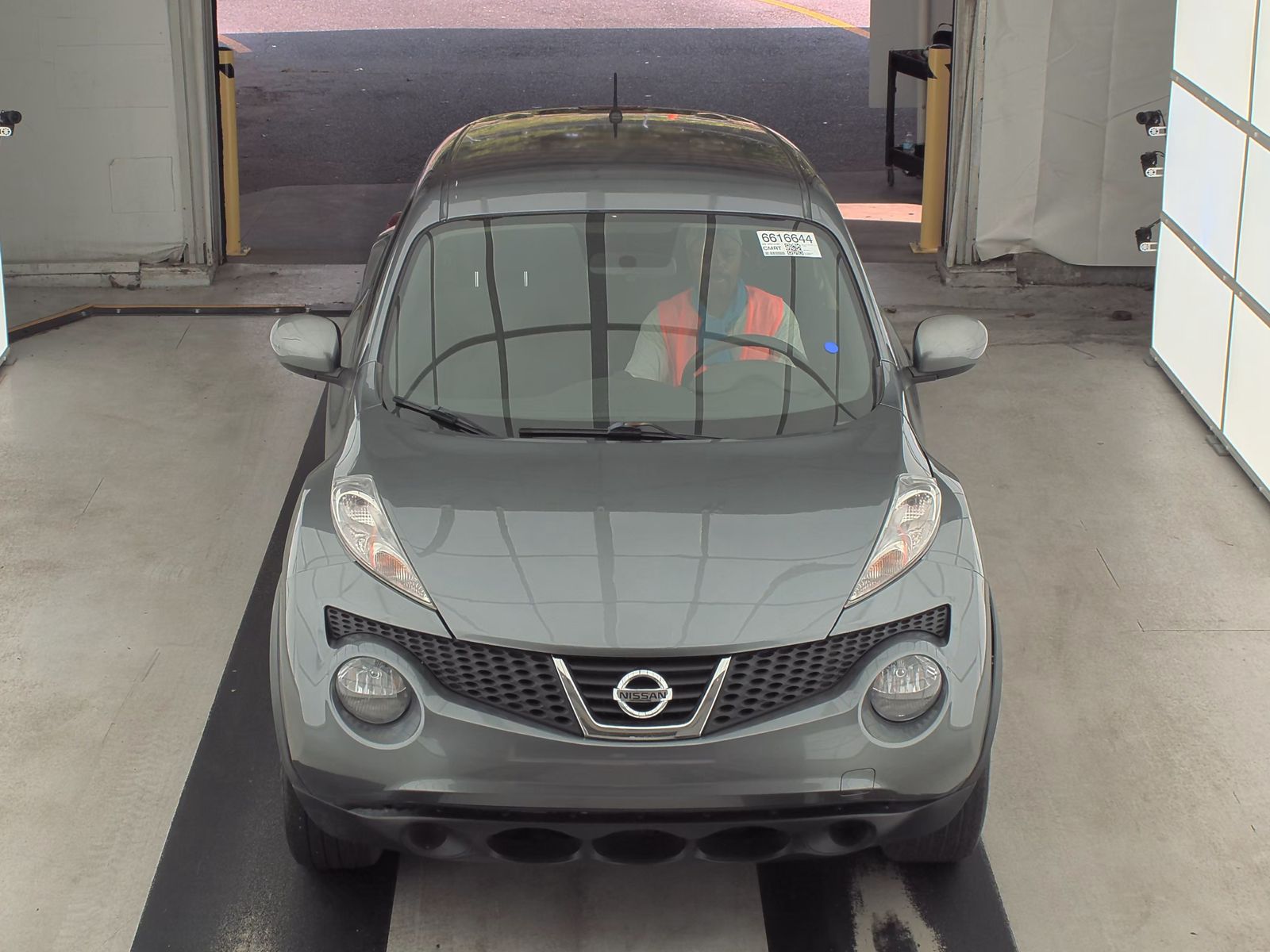 2013 Nissan JUKE S FWD