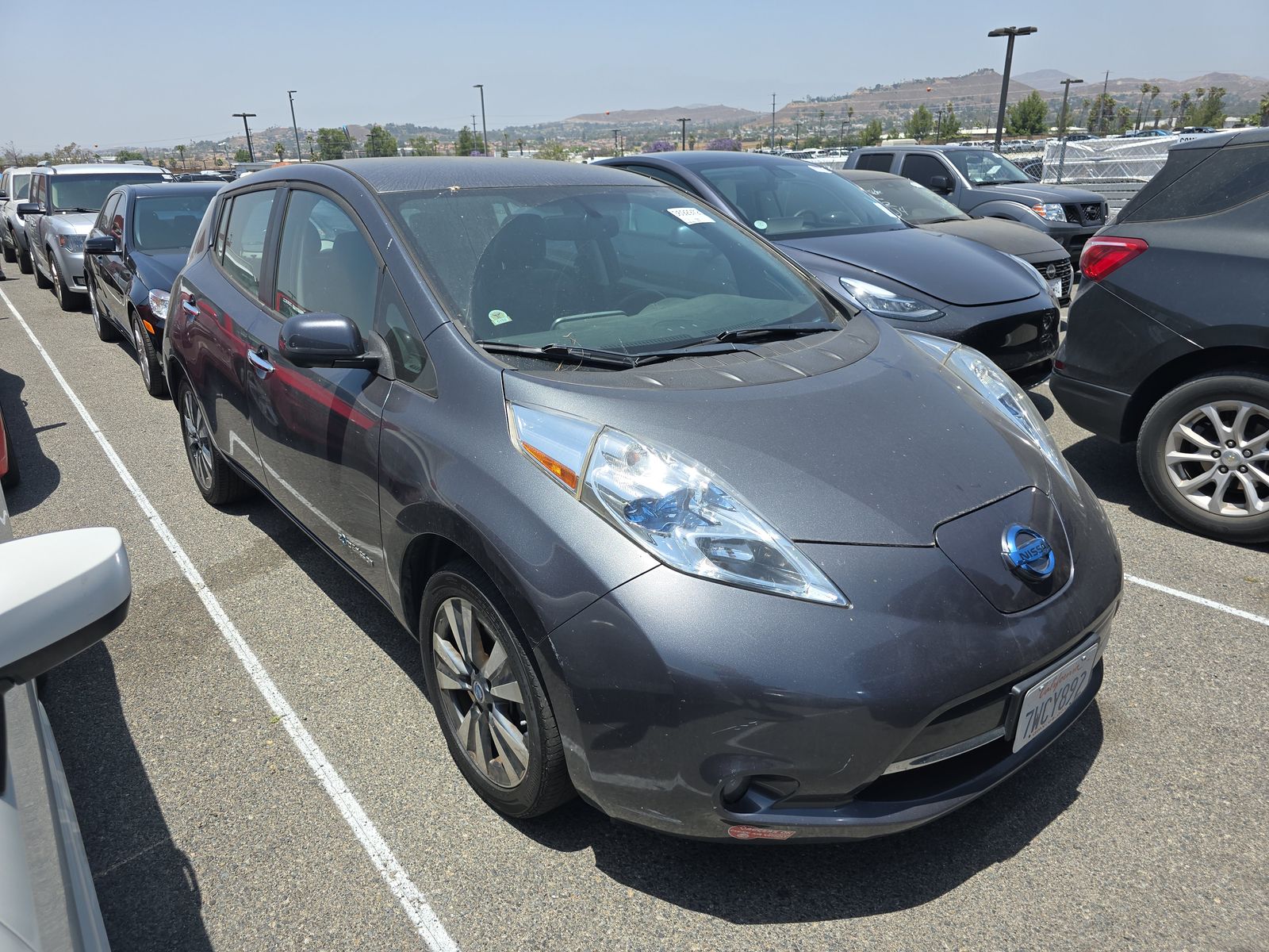 2013 Nissan LEAF SL FWD