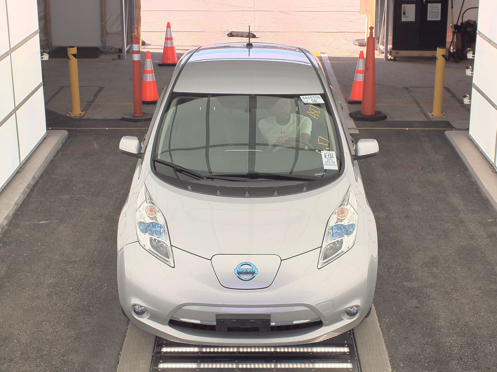 2015 Nissan LEAF SL FWD