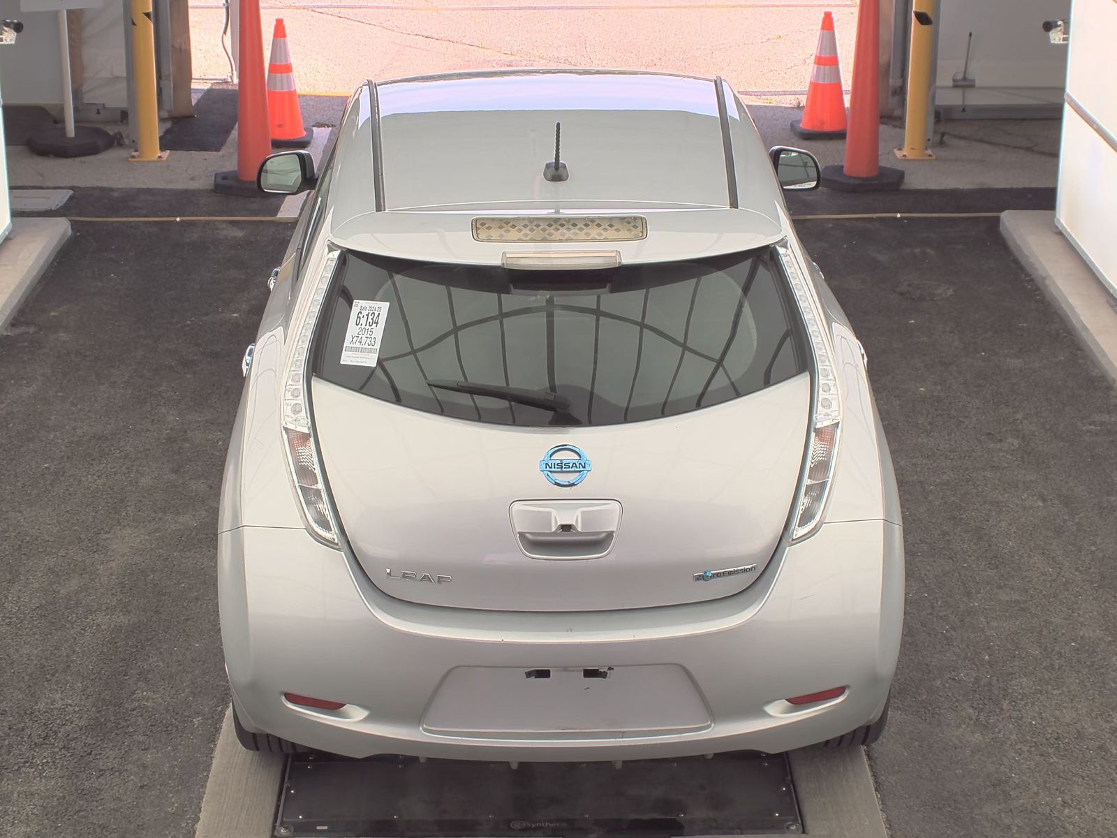 2015 Nissan LEAF SL FWD