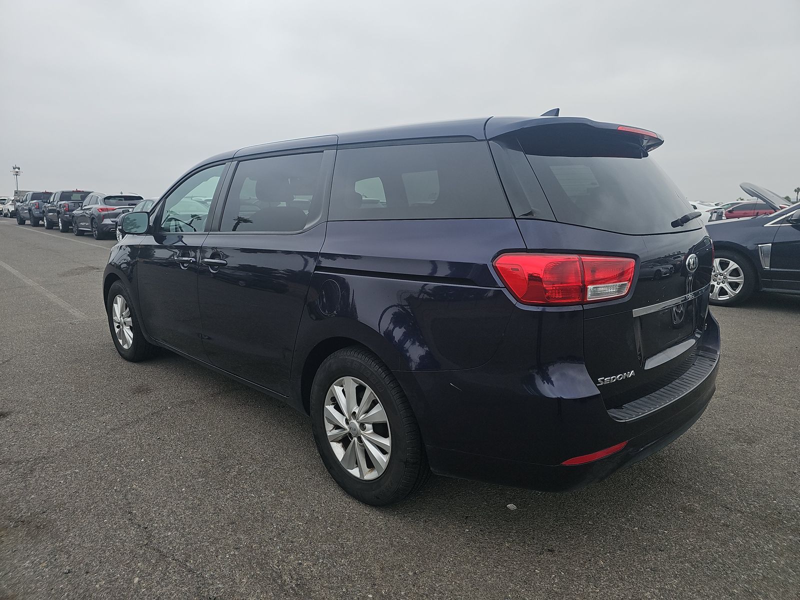 2018 Kia Sedona LX FWD