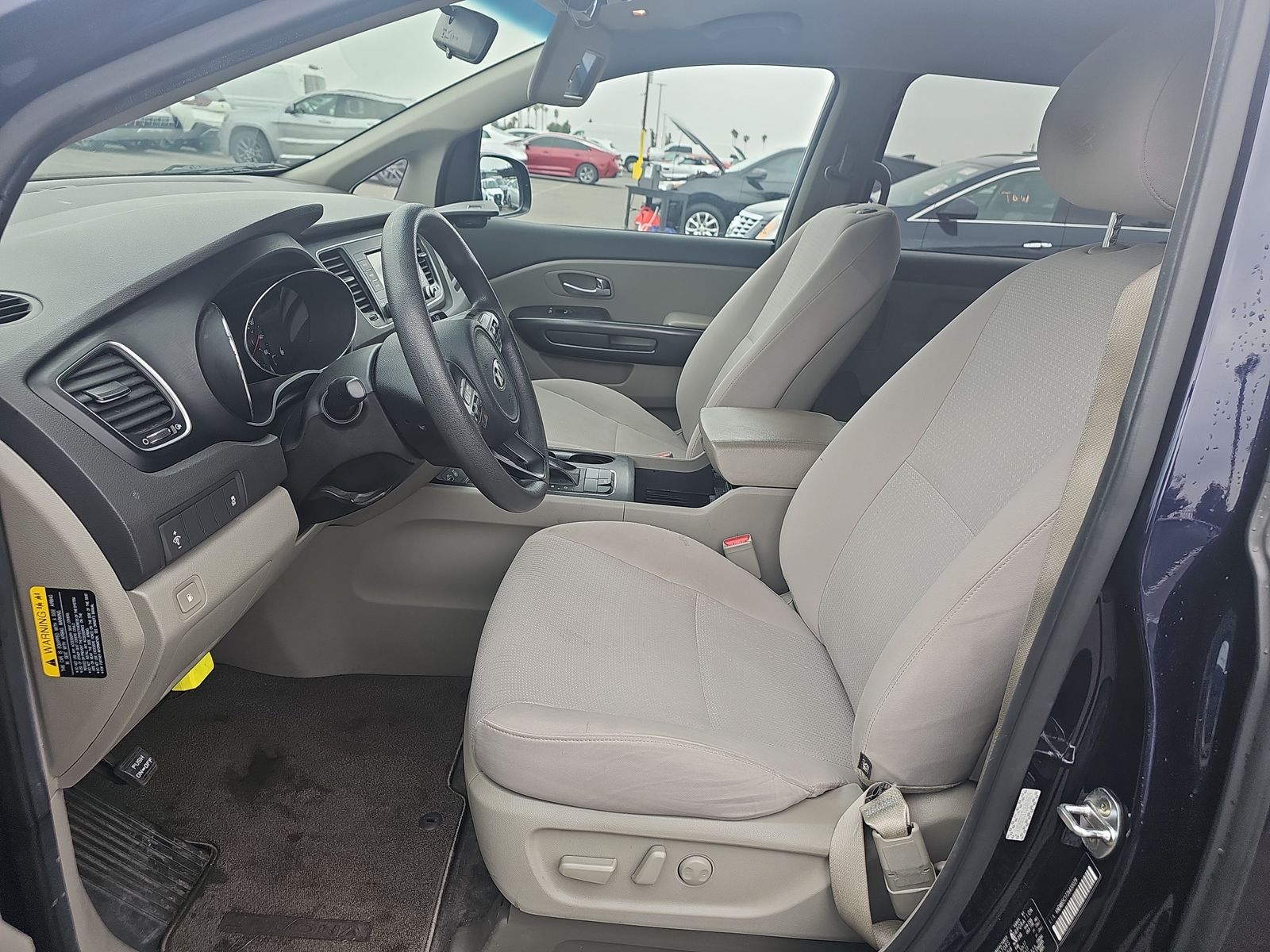 2018 Kia Sedona LX FWD