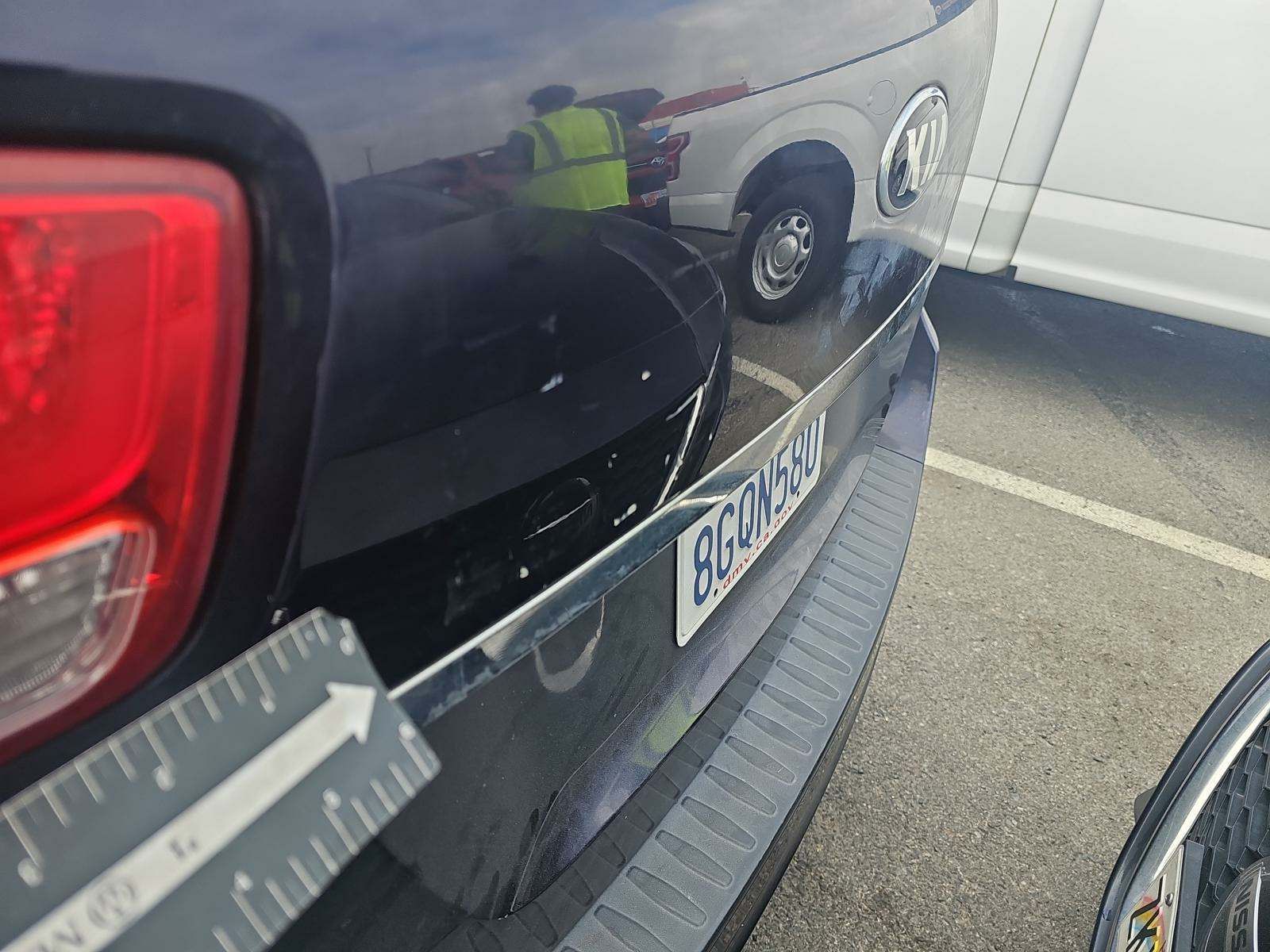 2018 Kia Sedona LX FWD