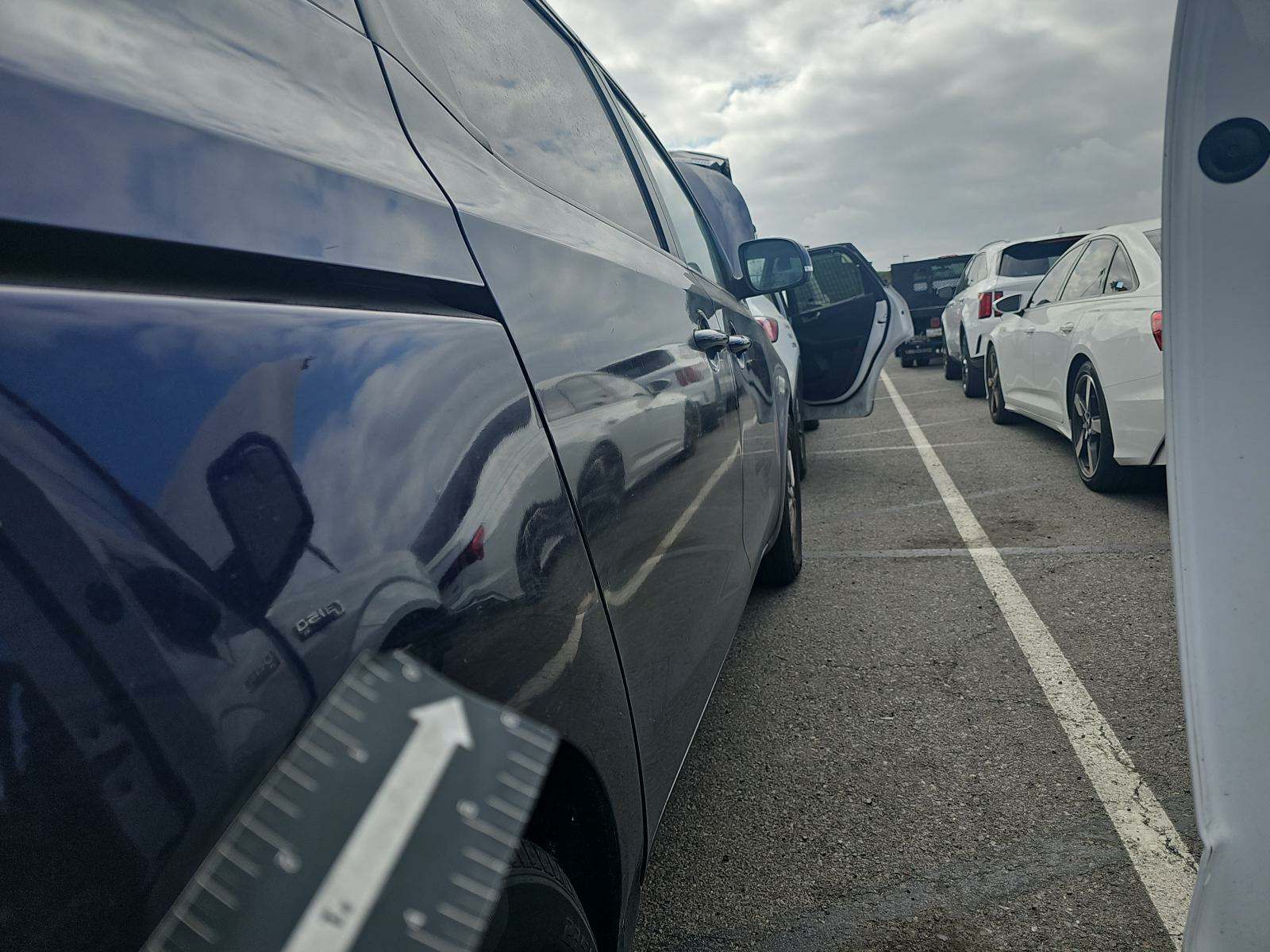 2018 Kia Sedona LX FWD