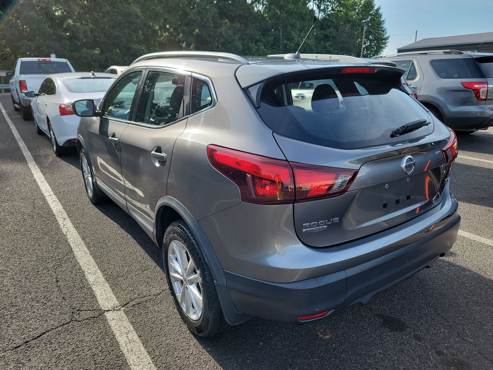 2017 Nissan Rogue Sport SV FWD