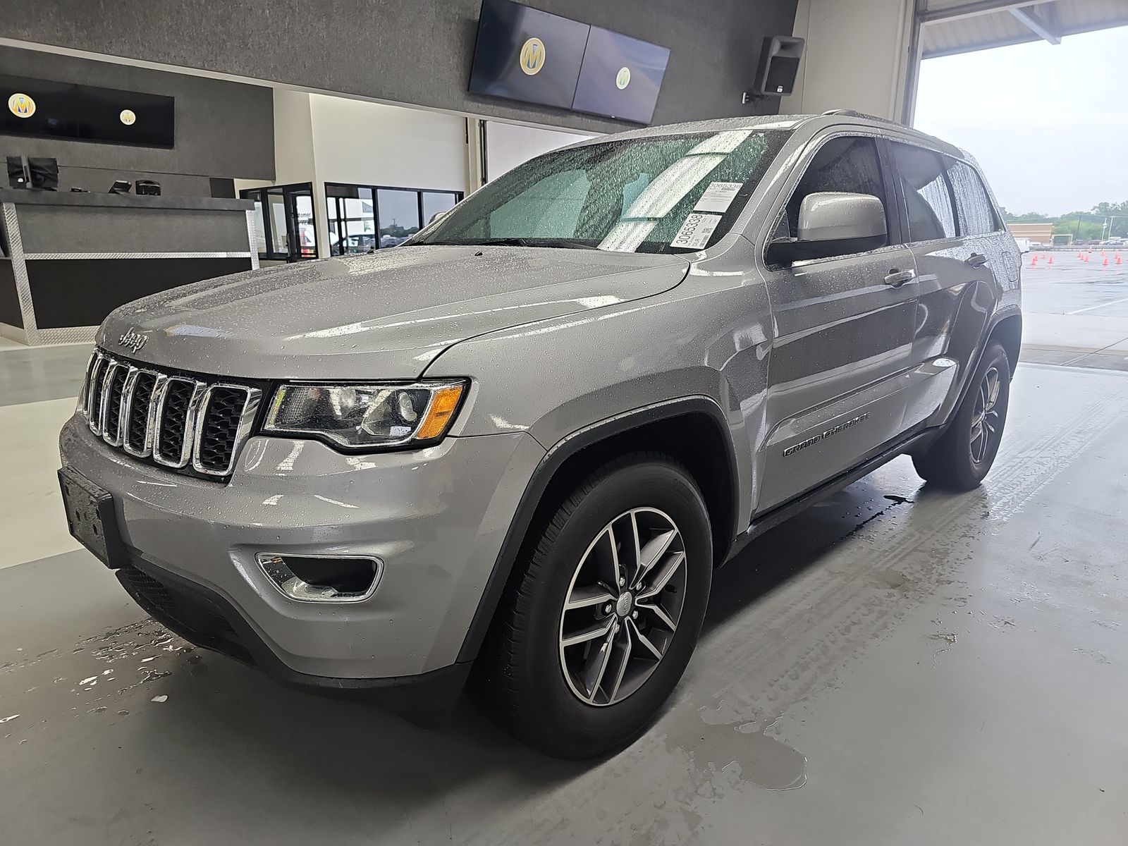 2018 Jeep Grand Cherokee Laredo E Edition RWD