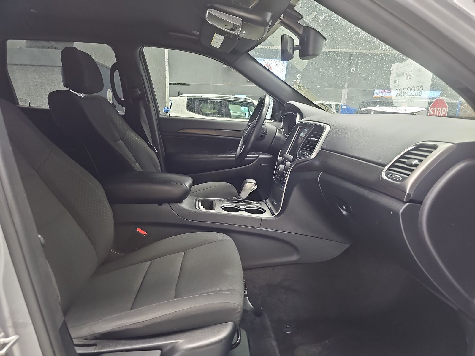 2018 Jeep Grand Cherokee Laredo E Edition RWD