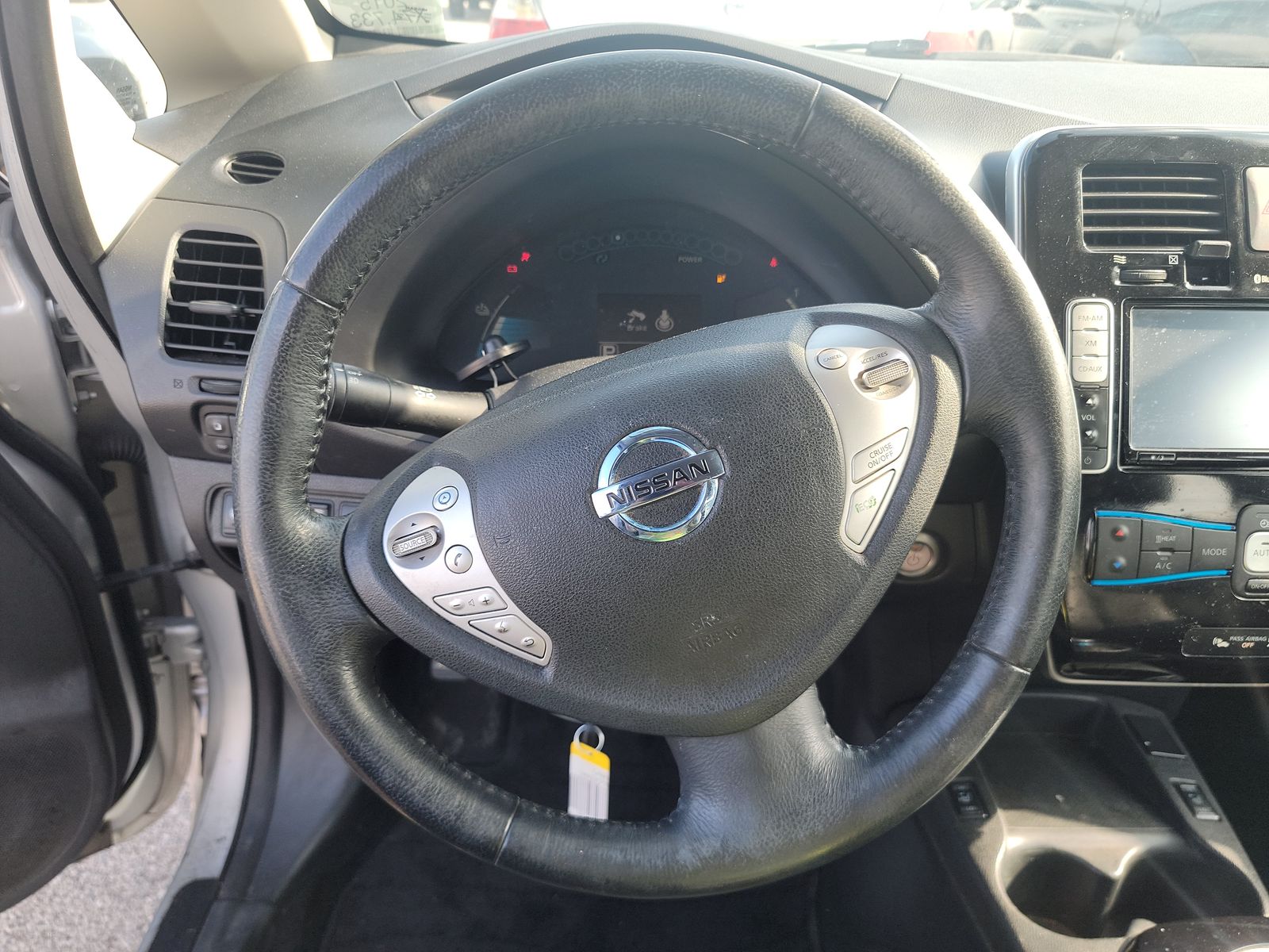 2015 Nissan LEAF SL FWD