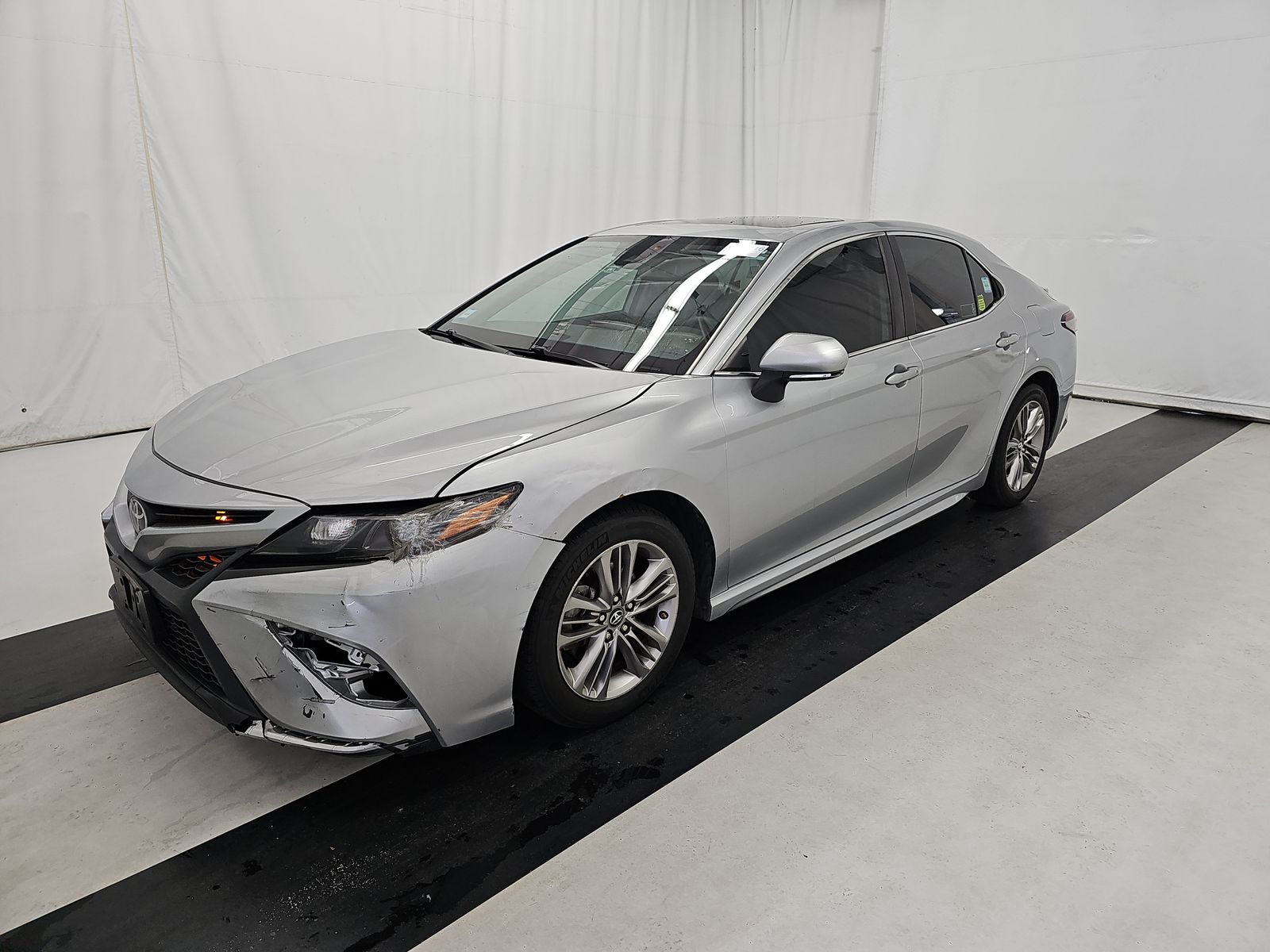 2021 Toyota Camry SE FWD