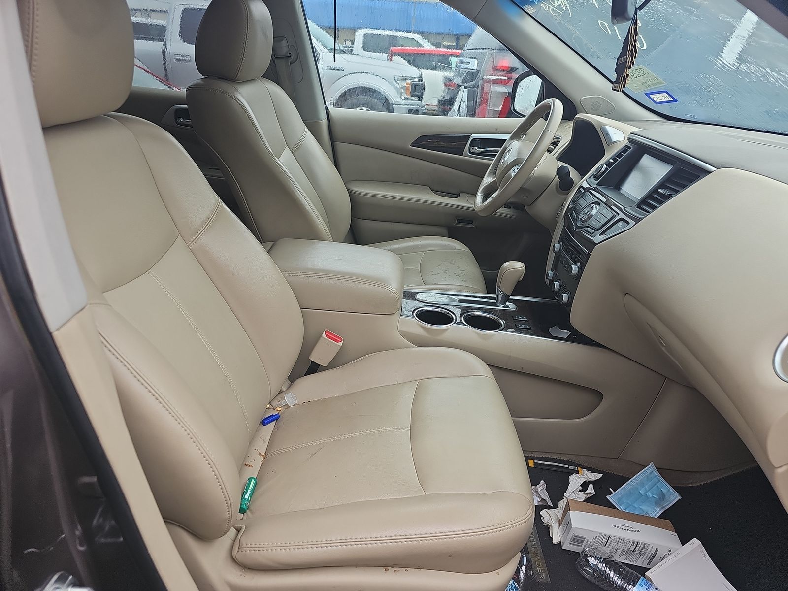 2014 Nissan Pathfinder SL FWD