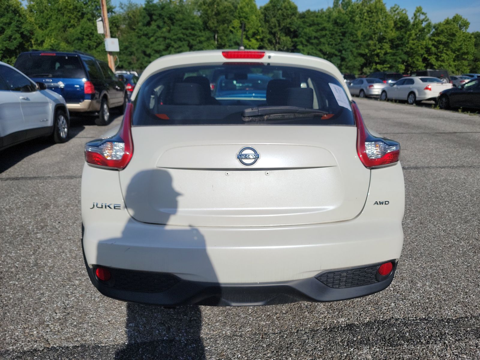 2016 Nissan JUKE S AWD