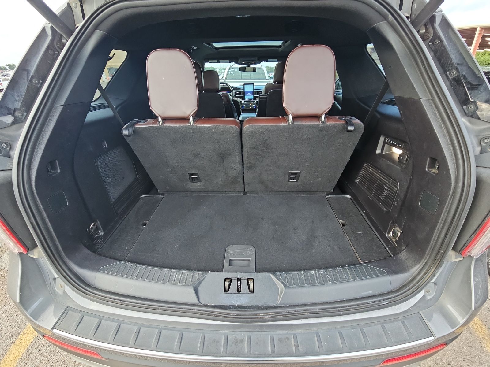 2021 Ford Explorer Platinum AWD