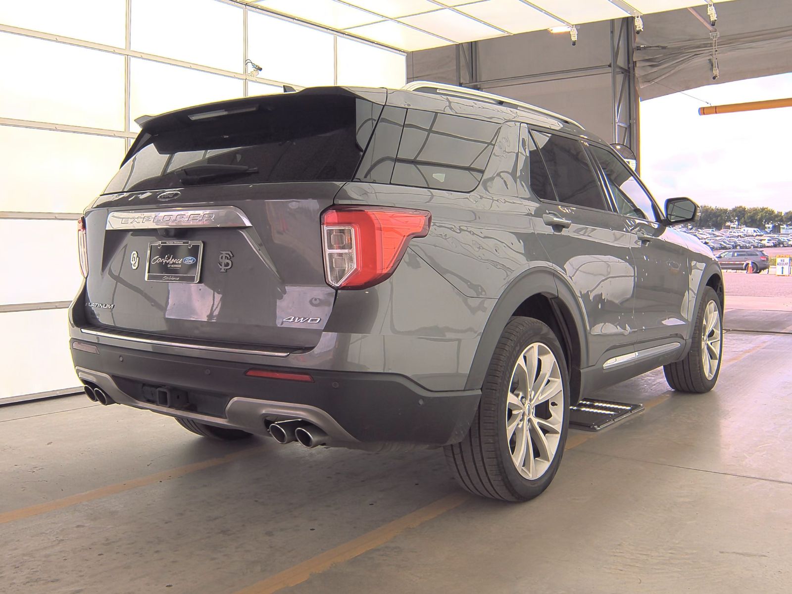 2021 Ford Explorer Platinum AWD