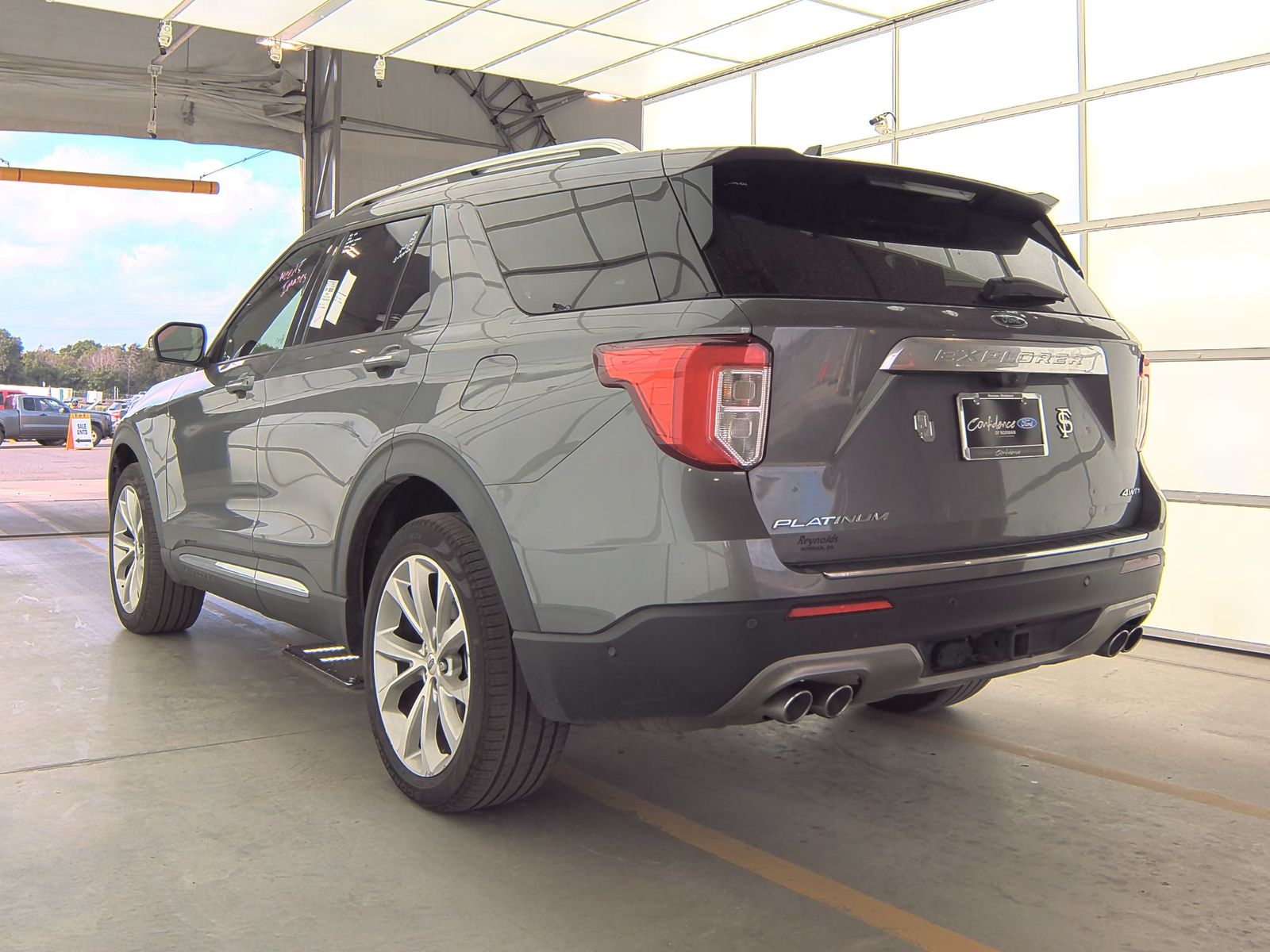 2021 Ford Explorer Platinum AWD