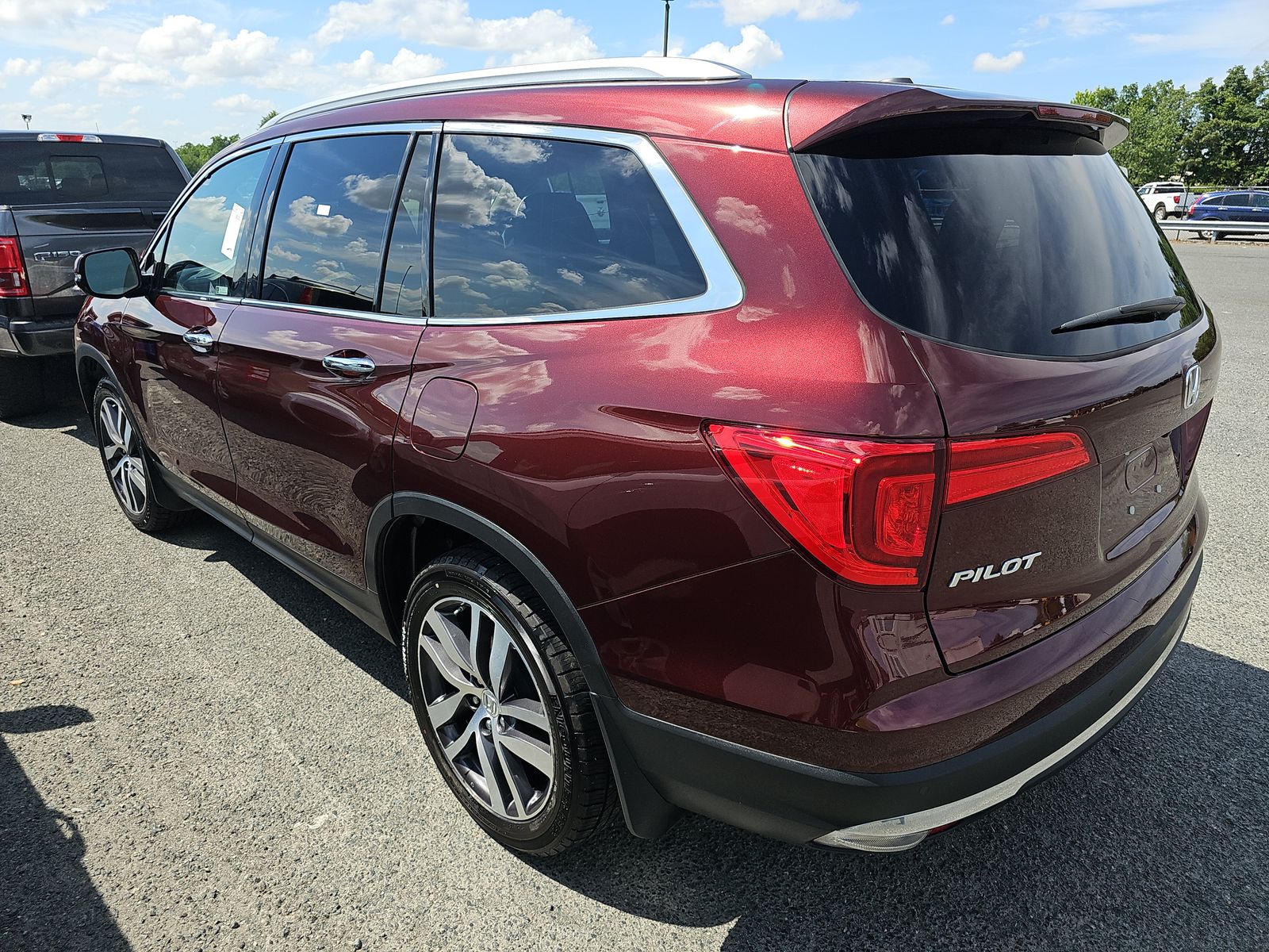 2018 Honda Pilot Touring AWD