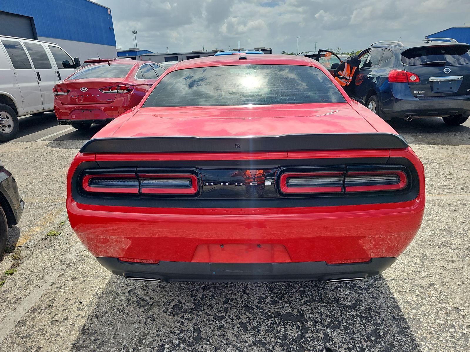 2019 Dodge Challenger SXT RWD