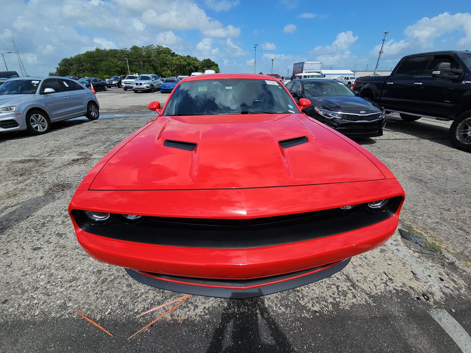 2019 Dodge Challenger SXT RWD