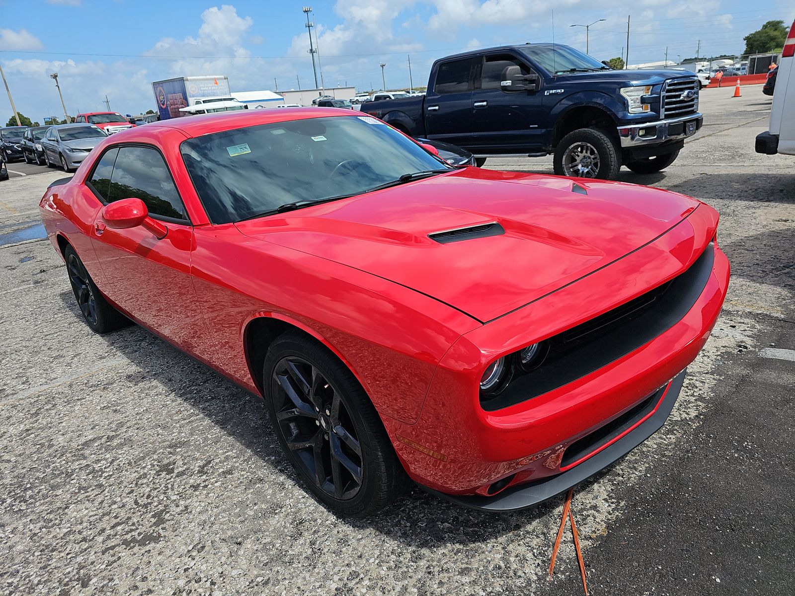 2019 Dodge Challenger SXT RWD