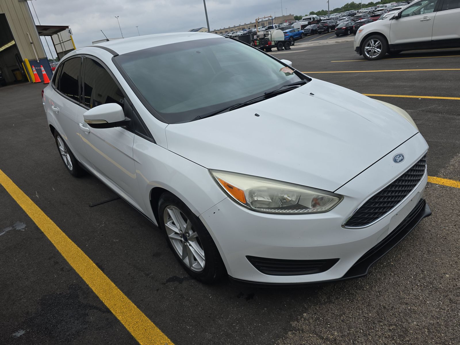 2017 Ford Focus SE FWD