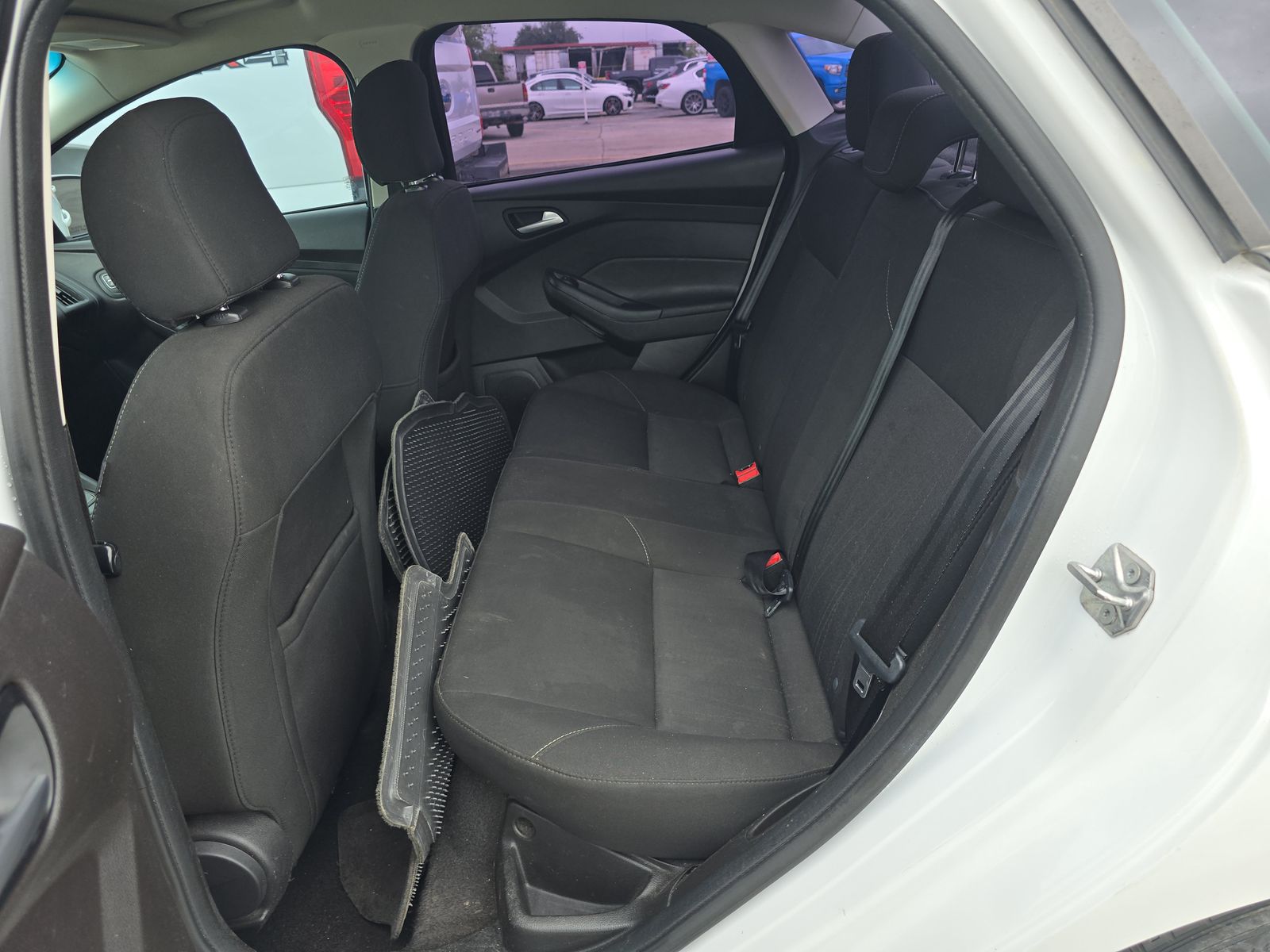 2017 Ford Focus SE FWD