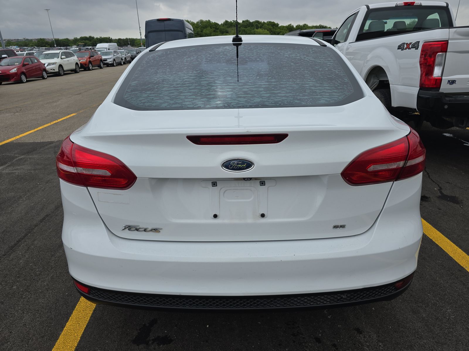 2017 Ford Focus SE FWD