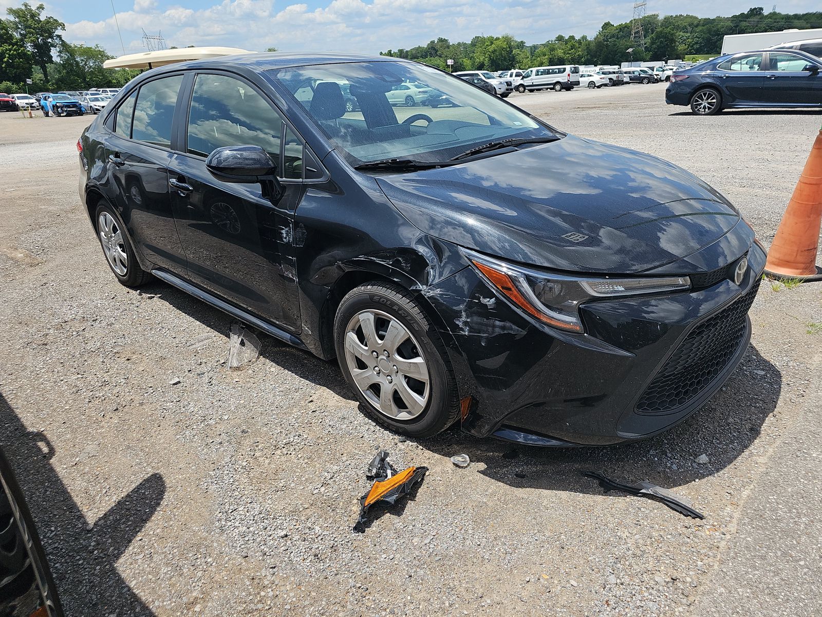 2022 Toyota Corolla LE FWD