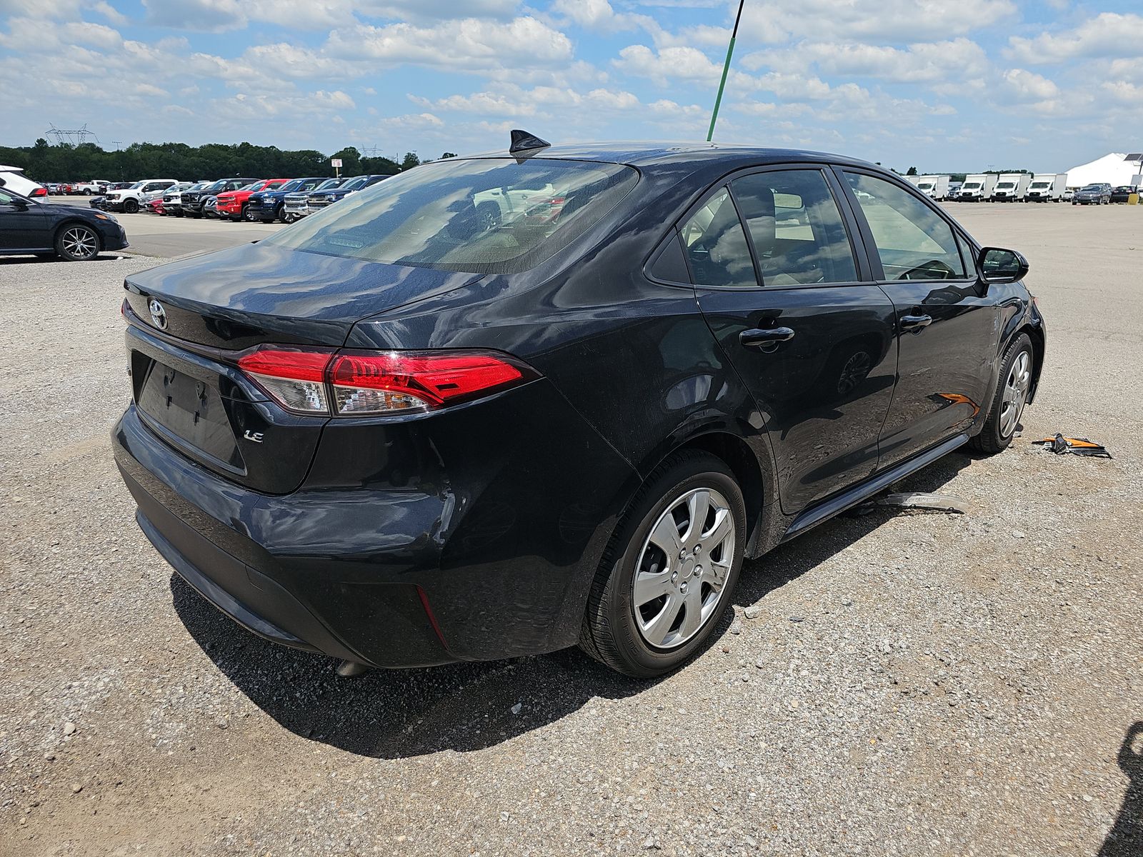 2022 Toyota Corolla LE FWD