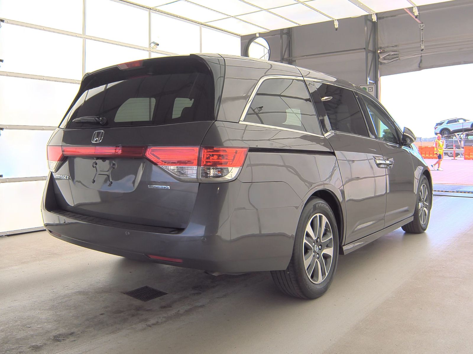 2015 Honda Odyssey Touring FWD