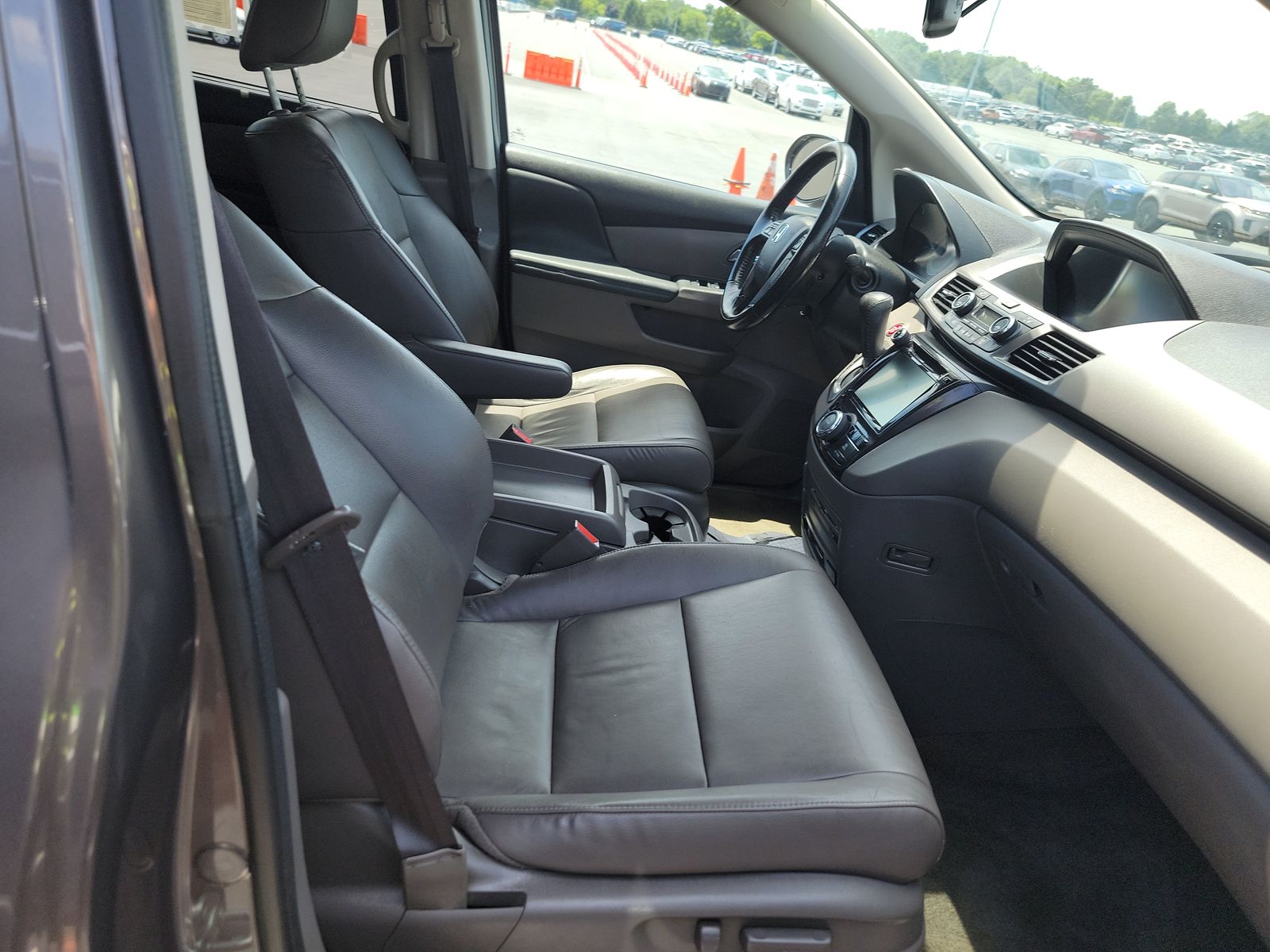 2015 Honda Odyssey Touring FWD