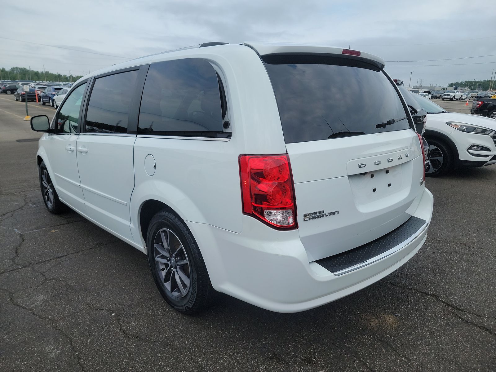 2017 Dodge Grand Caravan SXT FWD