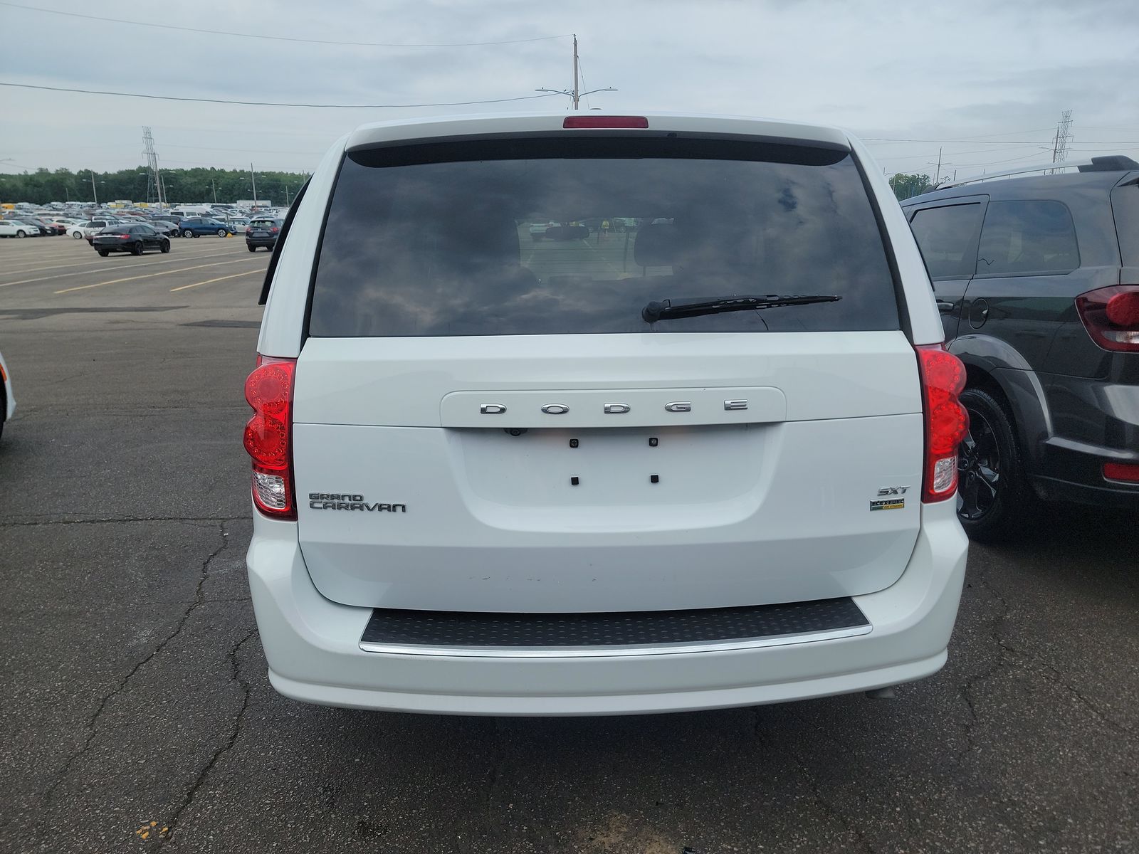 2017 Dodge Grand Caravan SXT FWD