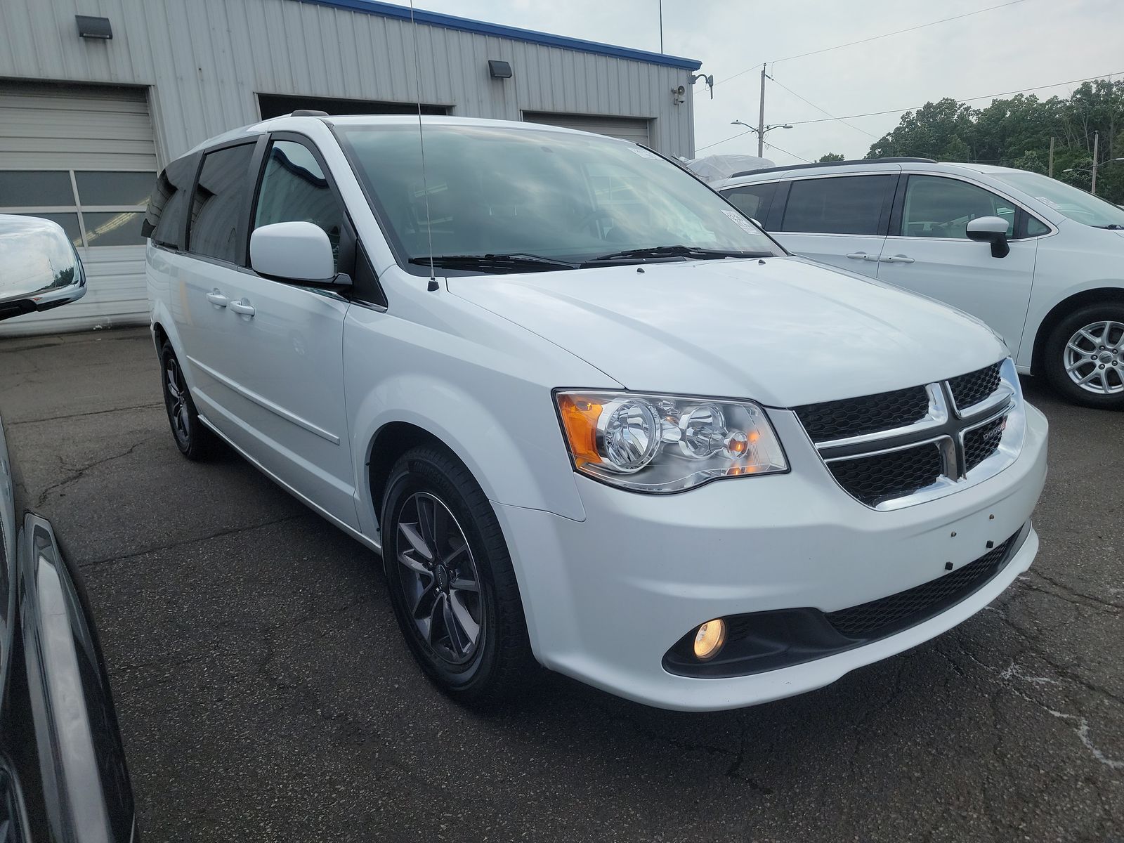 2017 Dodge Grand Caravan SXT FWD