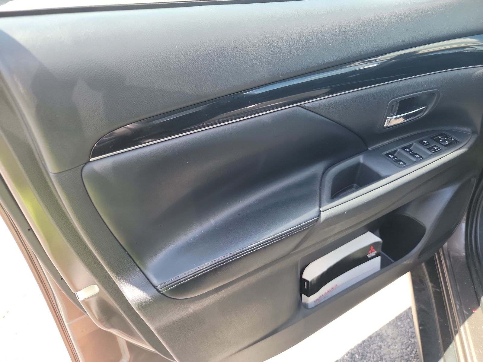 2020 Mitsubishi Outlander SE FWD