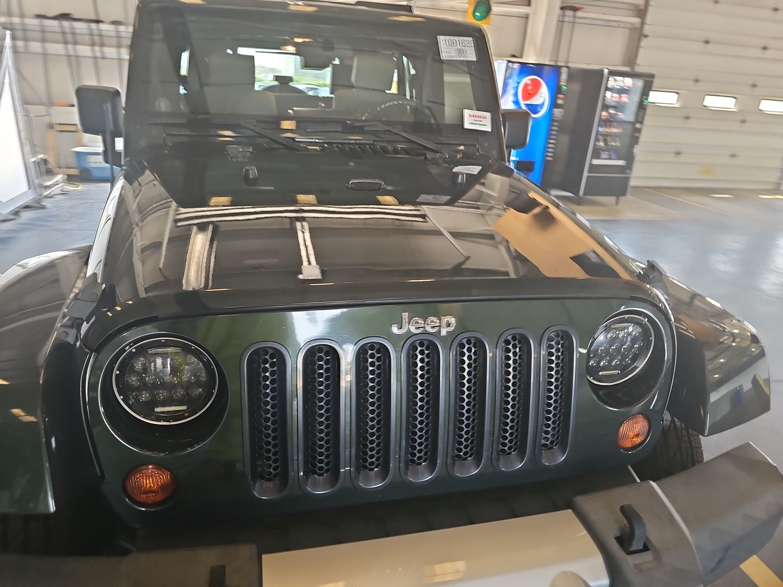 2010 Jeep Wrangler Unlimited Sahara AWD