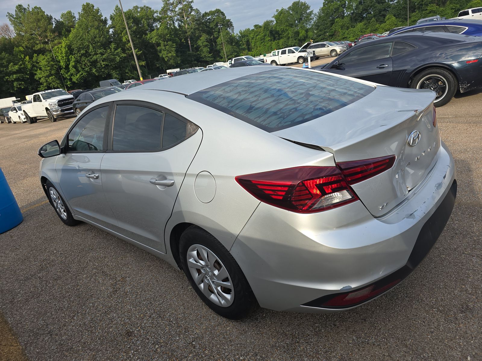 2019 Hyundai Elantra SE FWD