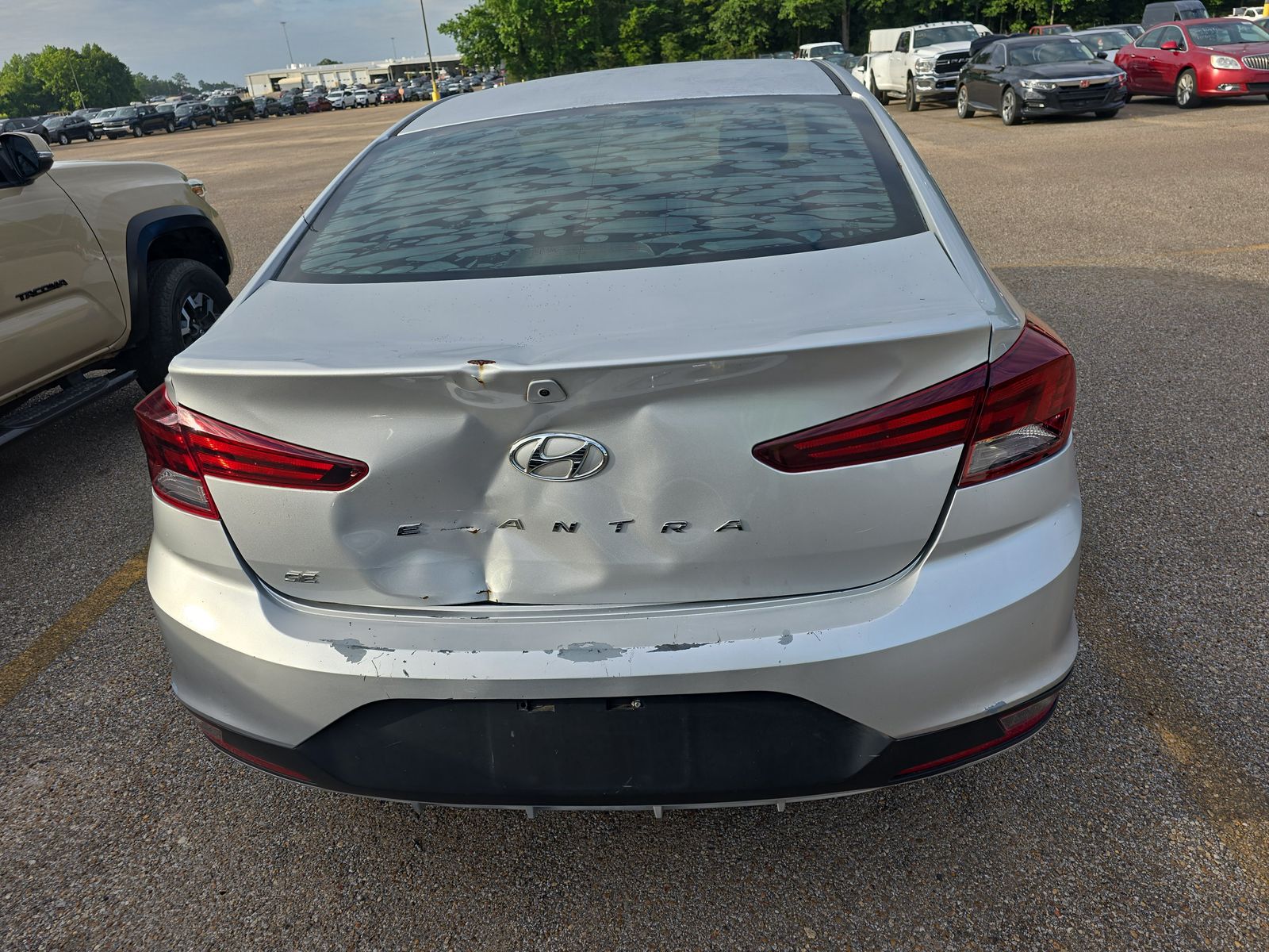 2019 Hyundai Elantra SE FWD
