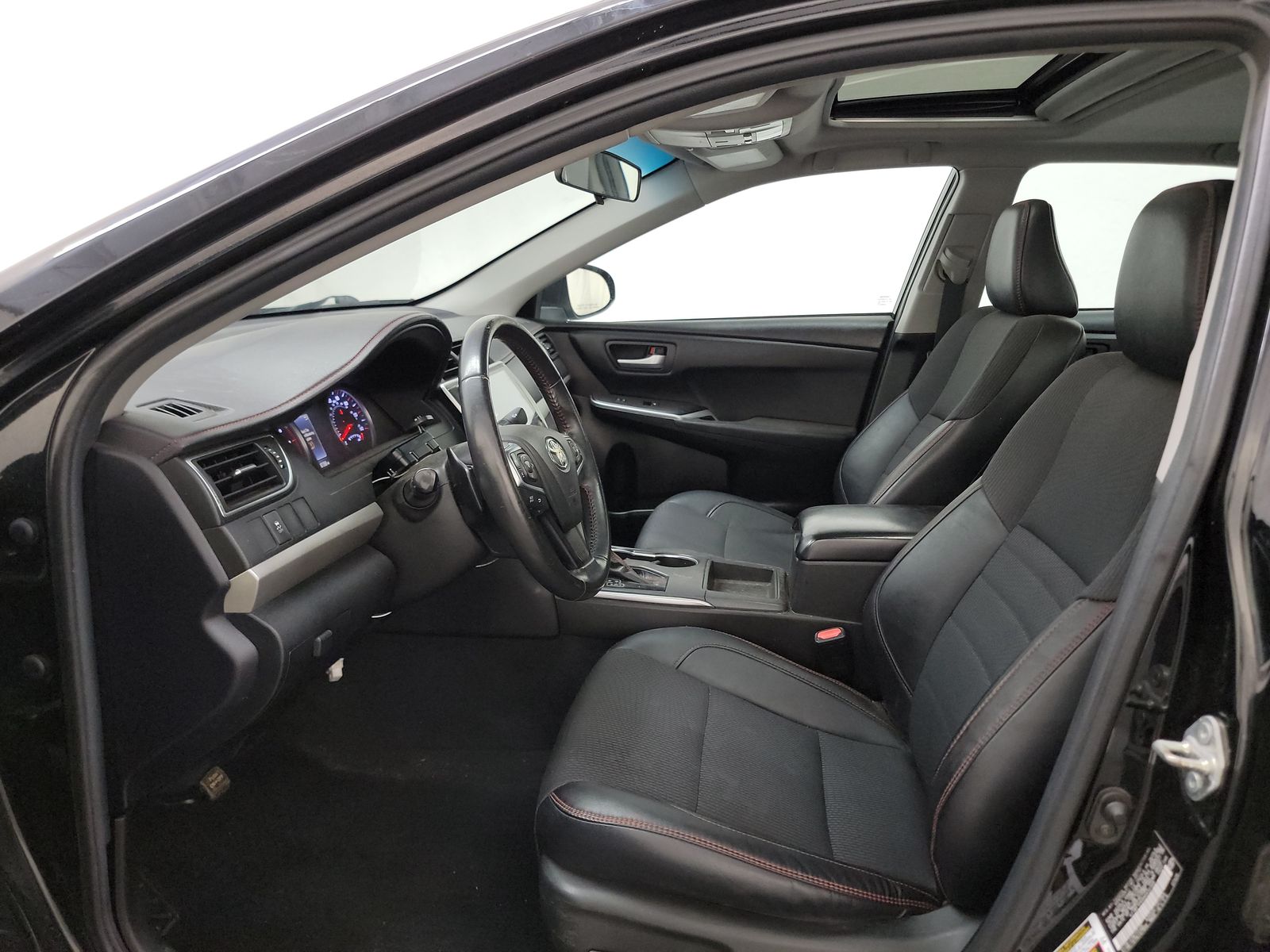 2017 Toyota Camry SE FWD