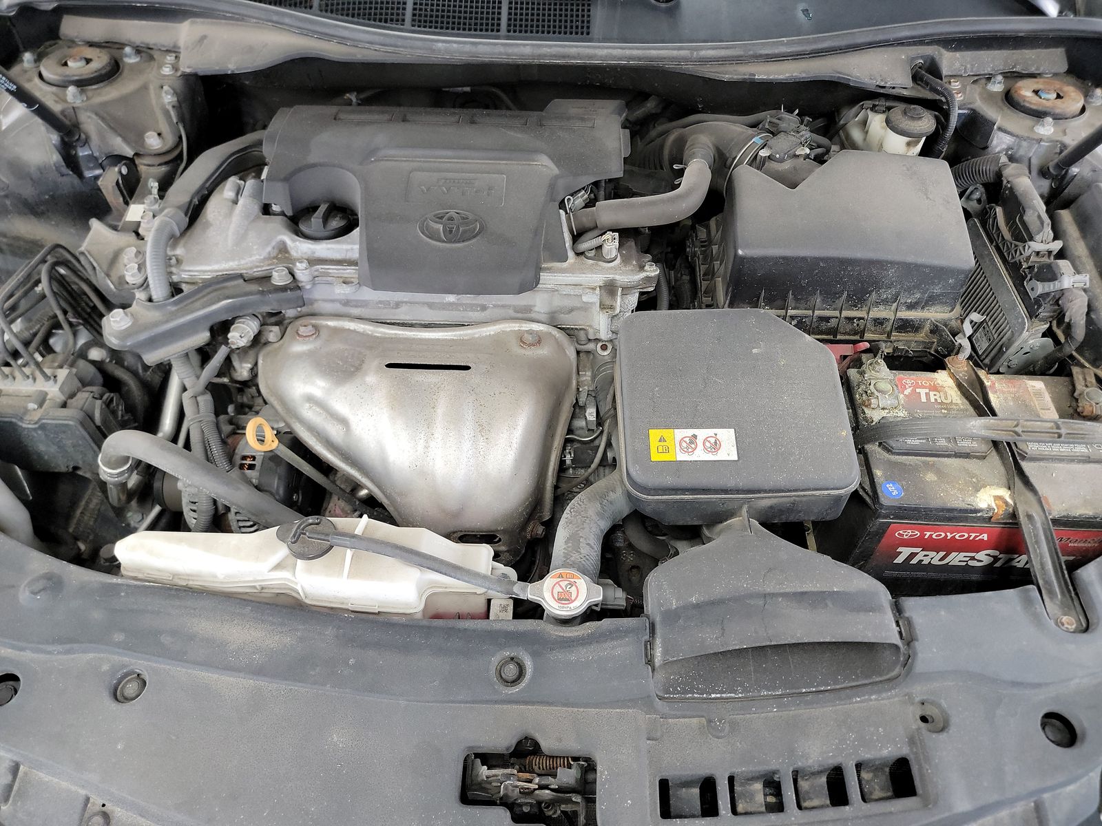 2017 Toyota Camry SE FWD