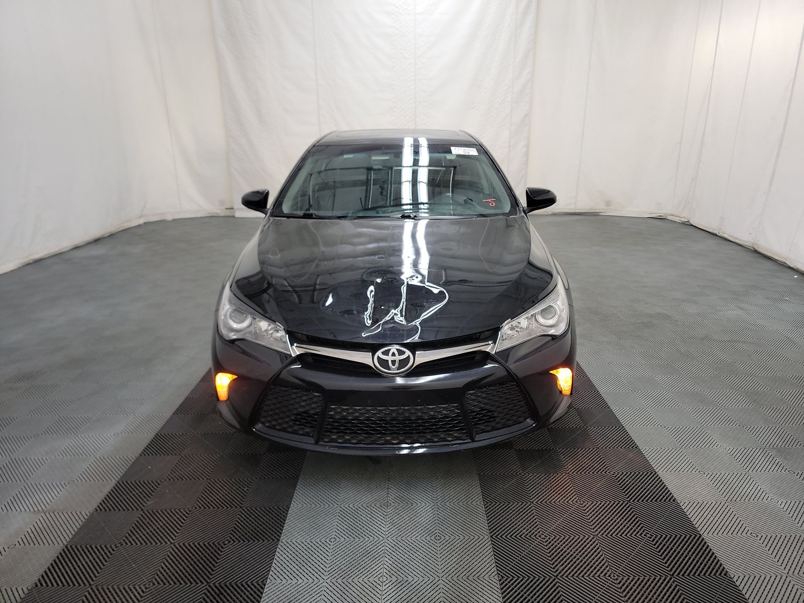 2017 Toyota Camry SE FWD