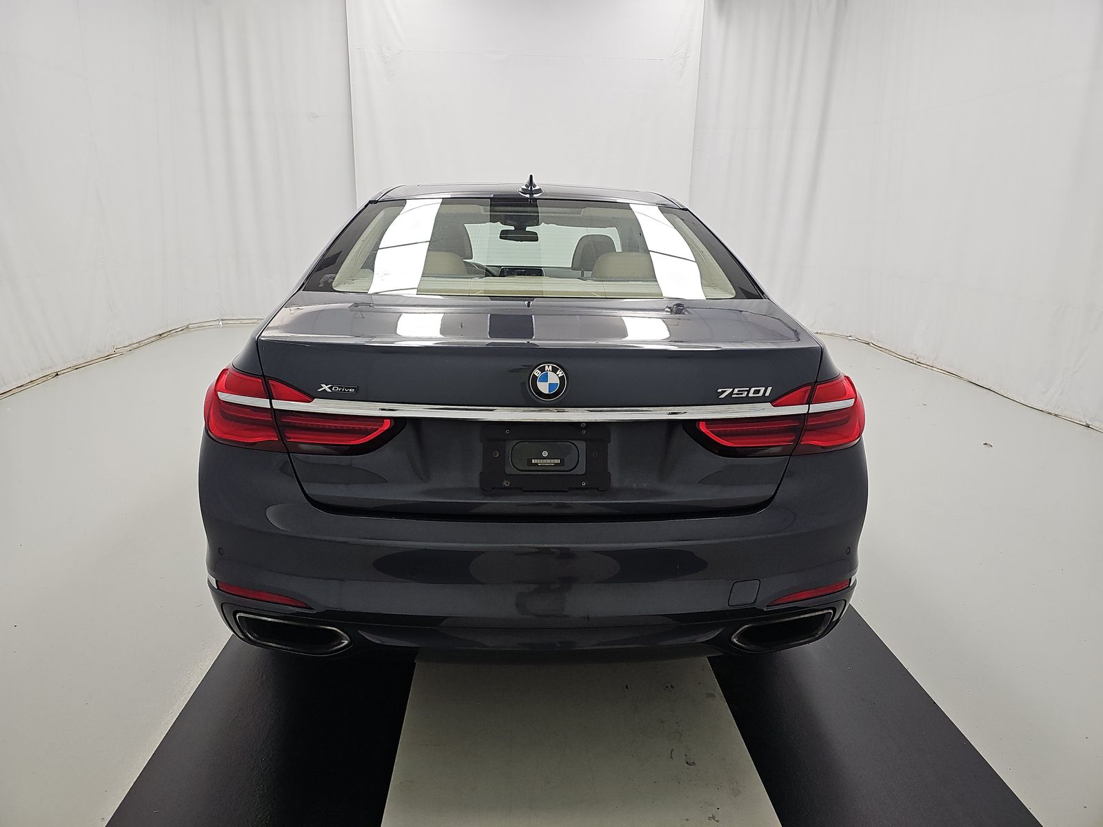 2017 BMW 7 Series 750i xDrive AWD