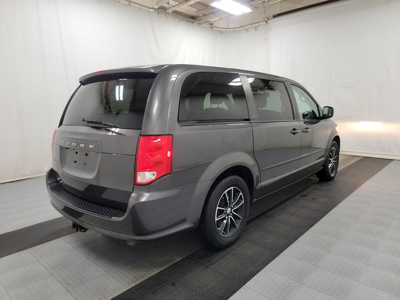 2016 Dodge Grand Caravan SXT Plus FWD