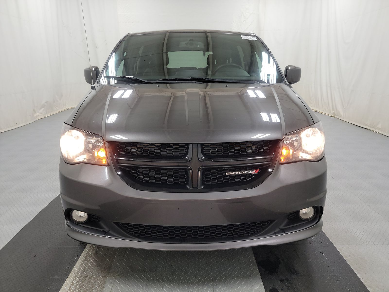 2016 Dodge Grand Caravan SXT Plus FWD