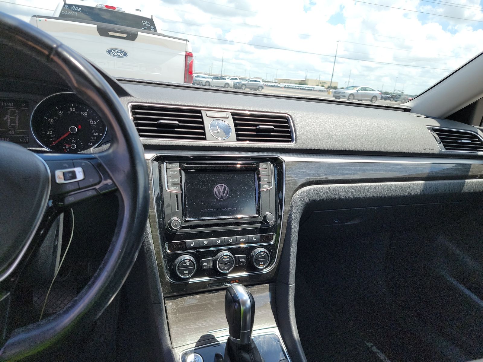 2017 Volkswagen Passat 1.8T SE FWD